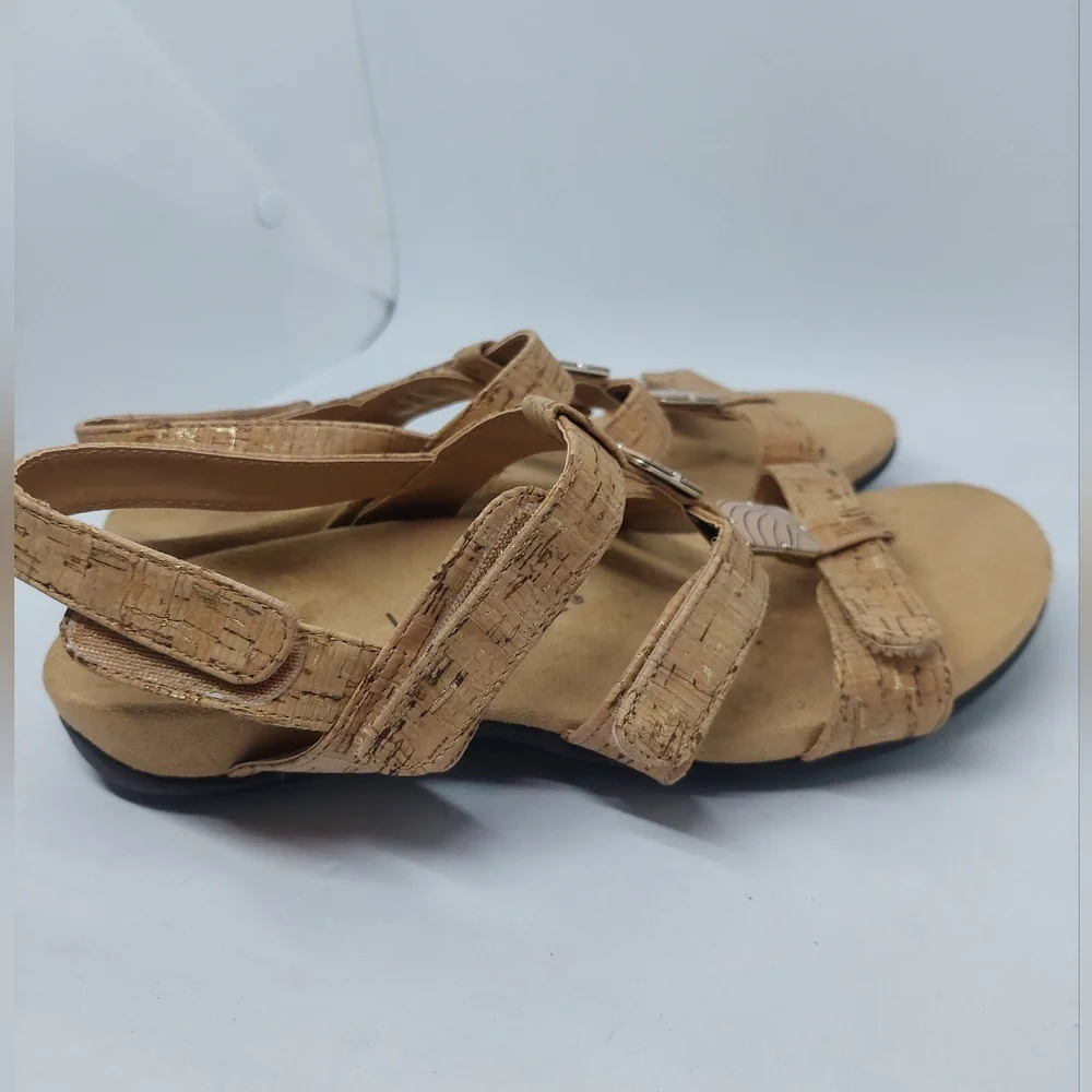 Vionic Amber Sandals Strappy Beige Cork Open Toe Casual Shoes Women's Size 8